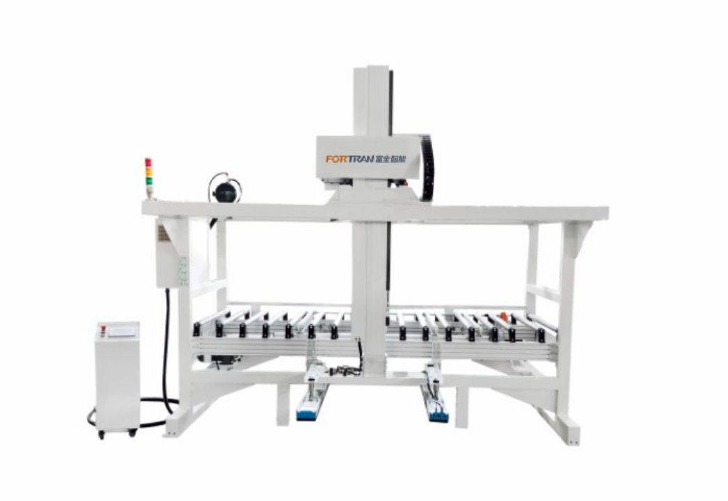 ANTI-ADIERAZPENA MARKO MOTAK Kargatzeko eta deskargatzeko makina automatikoa